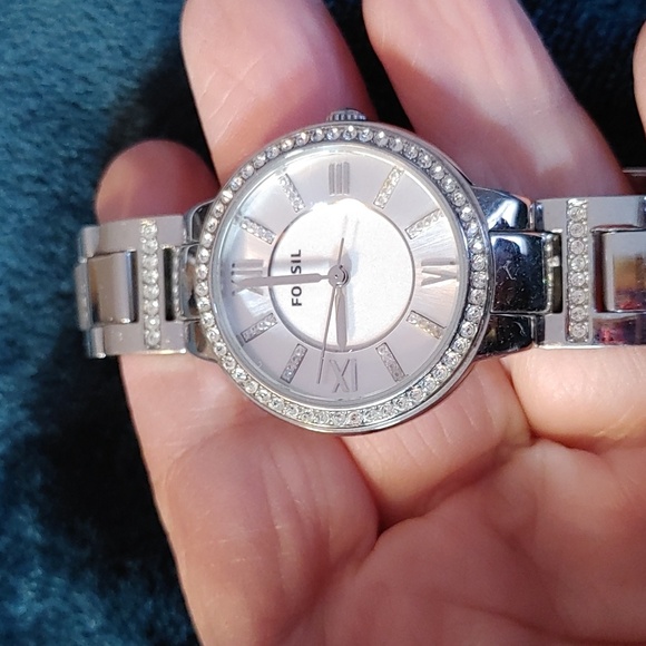Virginia Silver Quartz Fossil Watch With Crystal Accents - Picture 6 of 15